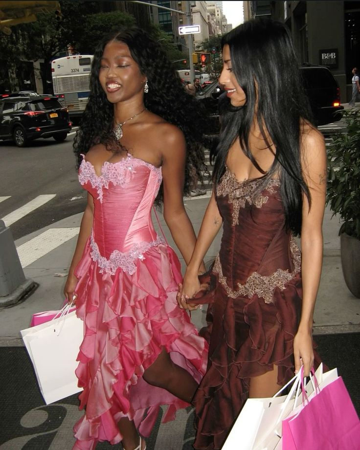 Vintage Hot Pink Lace Chiffon Ruffles Evening Dress Strapless Prom Dress Y8252 - View 3 | VelvetHem