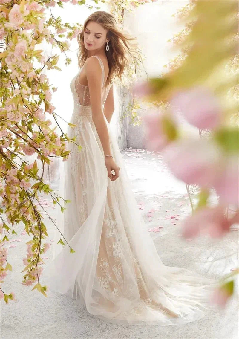 New European and American Foreign Wedding Dress Sexy Fashion V-neck Sleeveless Lace Wedding Dress (ZD14267)