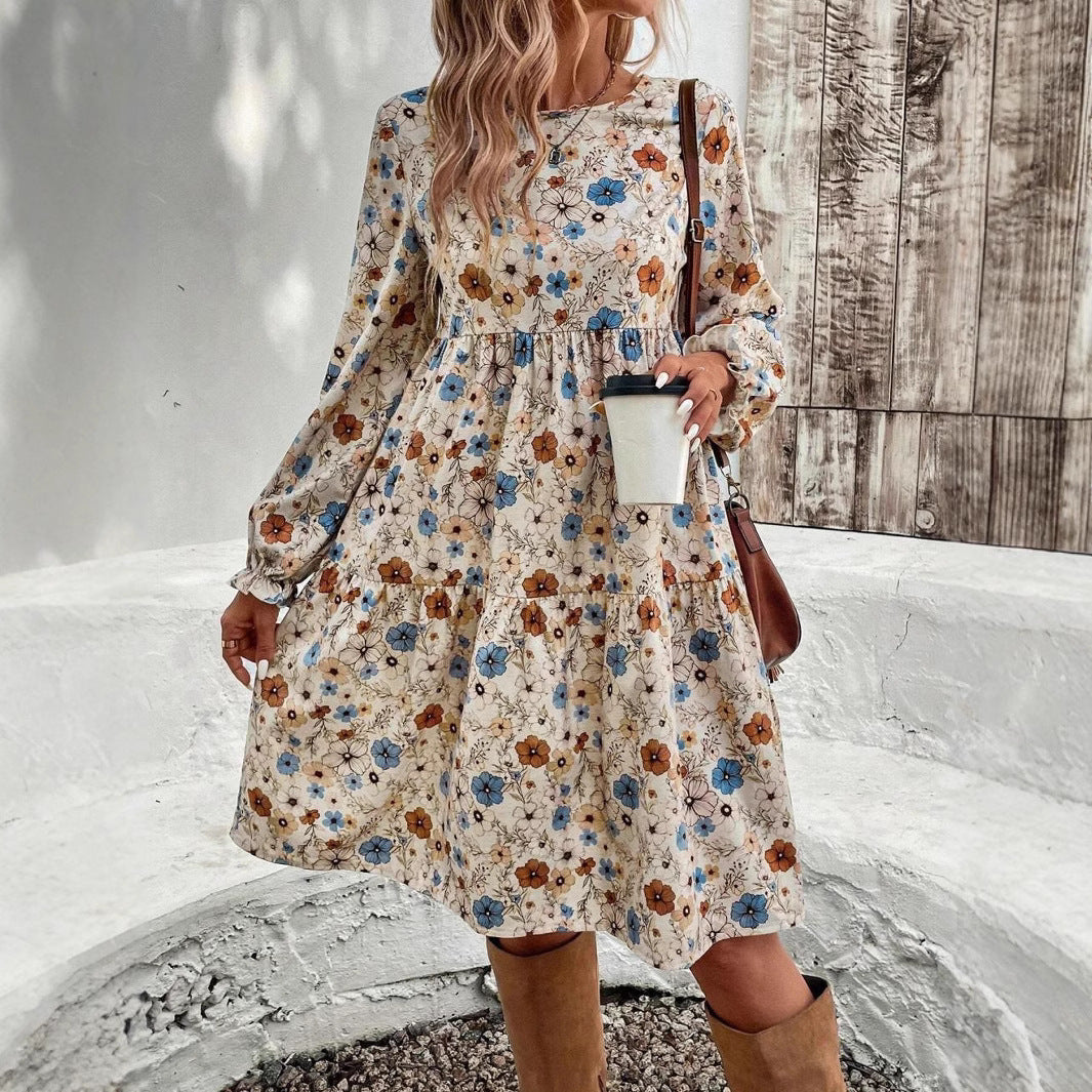 Pilar Chic Women's Floral Dress with Romantic Cut and Long Sleeves Boutique Collection