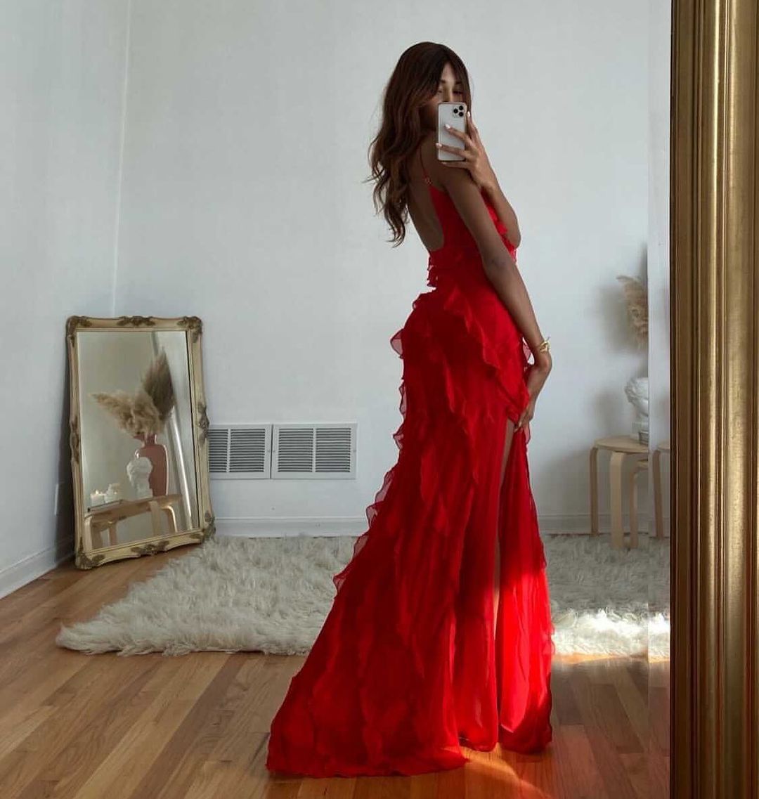 Vanessa Exclusive Dress with Ruffles Evening Wear Edit