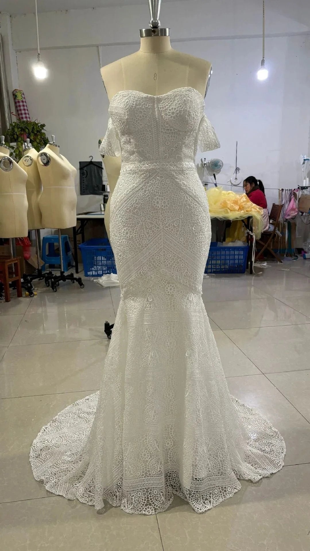 Vintage Lace Mermaid Wedding Dress Strapless Formal Prom Evening Gown by simplepromdress