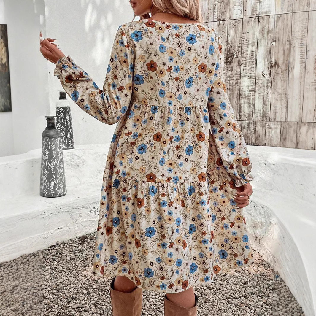 Pilar Chic Women's Floral Dress with Romantic Cut and Long Sleeves Boutique Collection