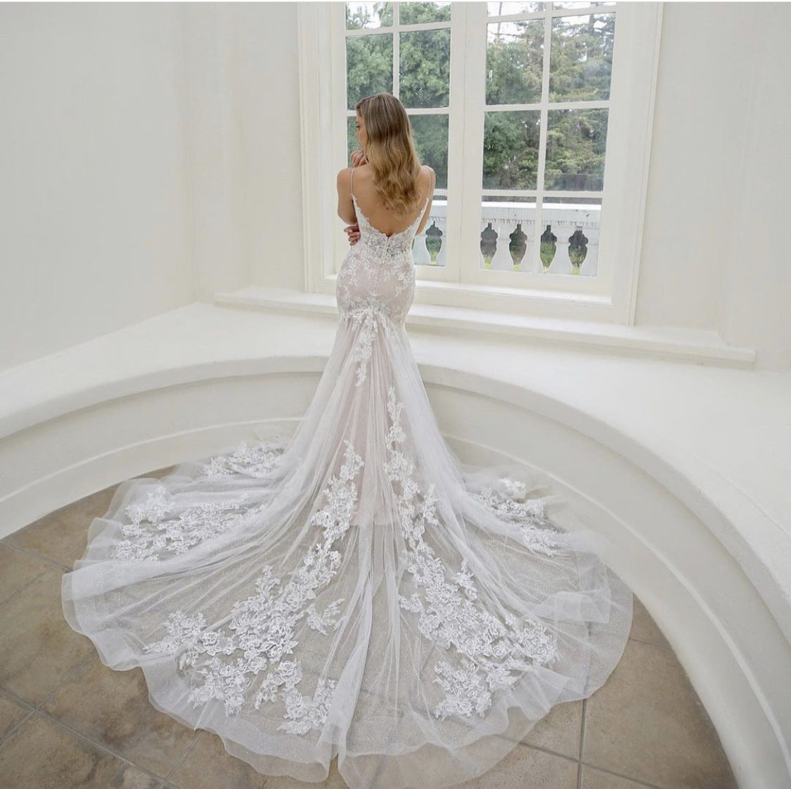 Lace Mermaid Tail Wedding Dress - Fashionpara