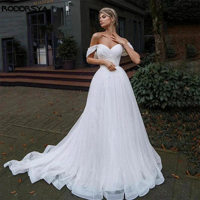 Off Shoulder Glitter Tulle Wedding Dresses Sweetheart Straps Bridal Gowns For Bride Robe De Mariée Beach Sweep Train For Women (ZD13314)