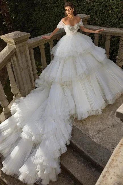 Off the Shoulder White Tulle Ruffles Luxury Wedding Dress (ZD15712)