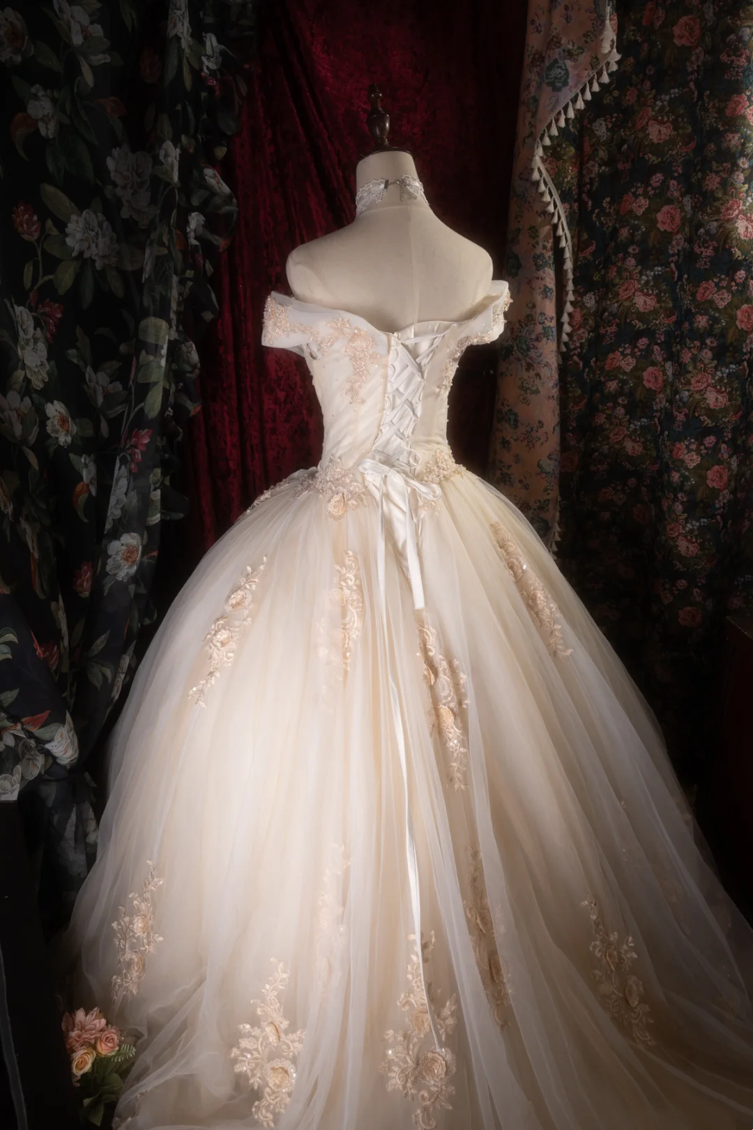 Off-the-Shoulder Ball Gown Quinceanera Dresses Sweet 16 Birthday Gown