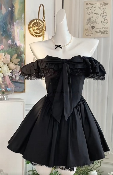 Off-the-Shoulder Black Birthday Dress Short Lace Homecoming Dress
