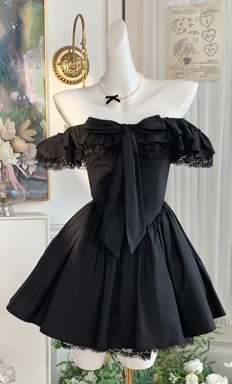 Off-the-Shoulder Black Birthday Dress Short Lace Homecoming Dress