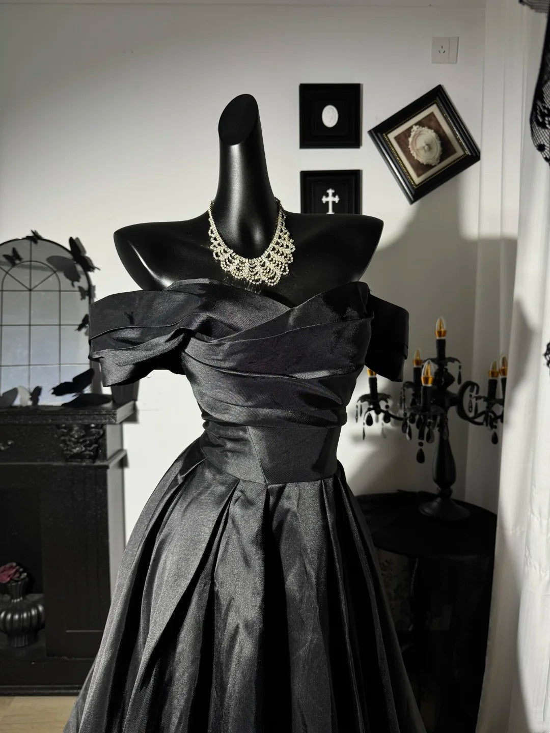 Off The Shoulder Black Satin Prom Dress Formal Evening Dress J10839