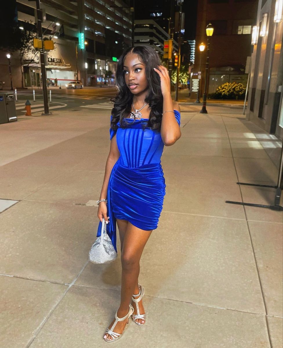 Off The Shoulder Royal Blue Velvet Short Homecoming Dress J10751