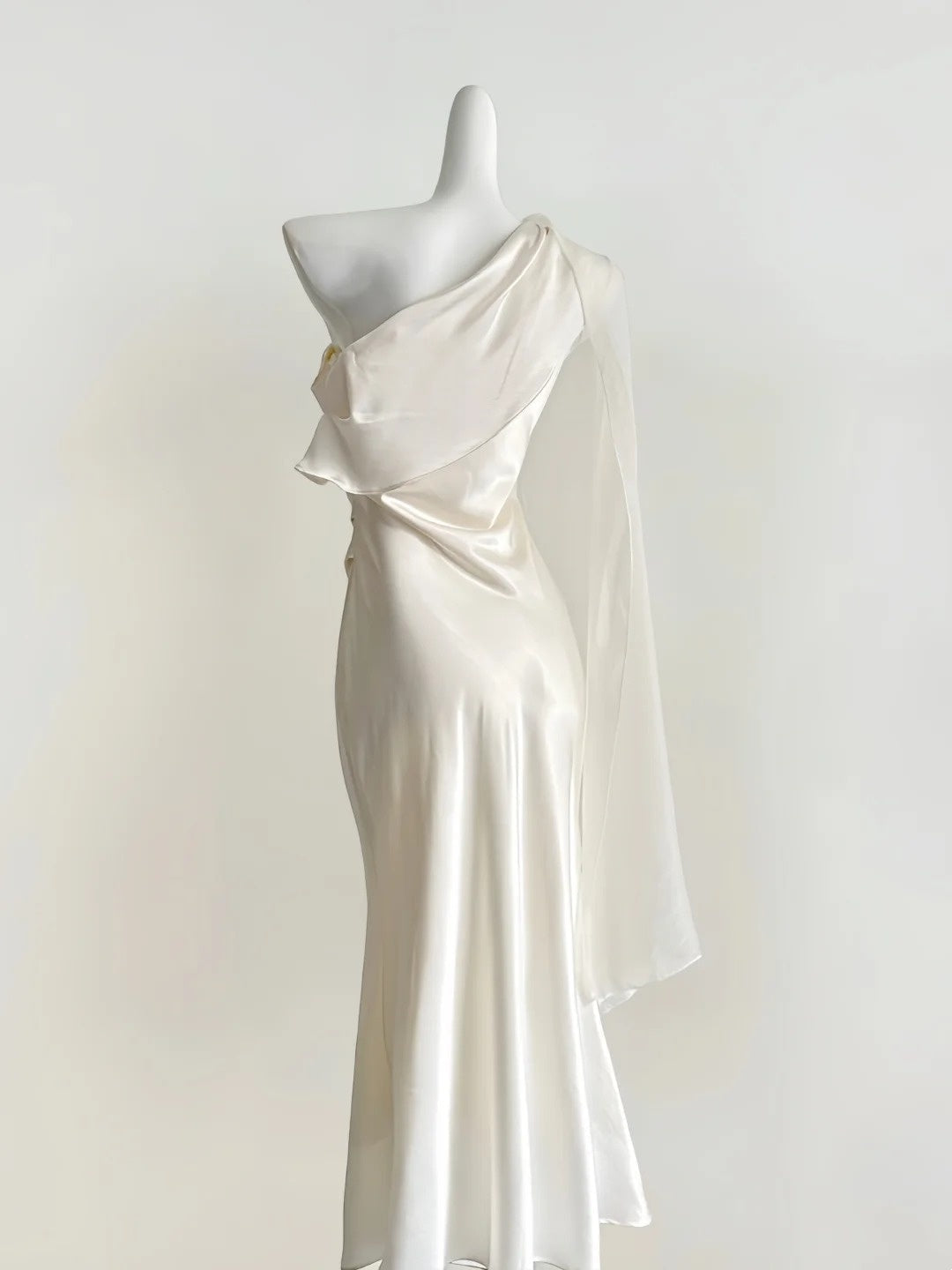 One-Shoulder Mermaid Satin Ivory Evening Dress Wedding Dress For Bridal