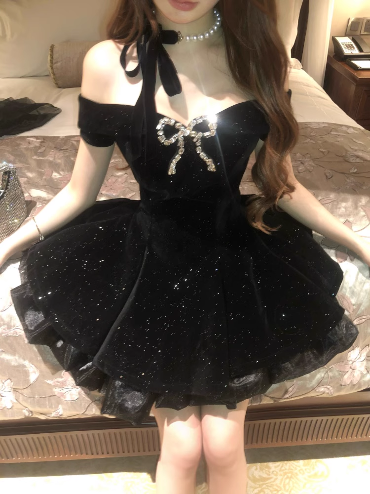 Black Off-the-Shoulder Velvet Short Party Dress Birthday Dress - FashionDia