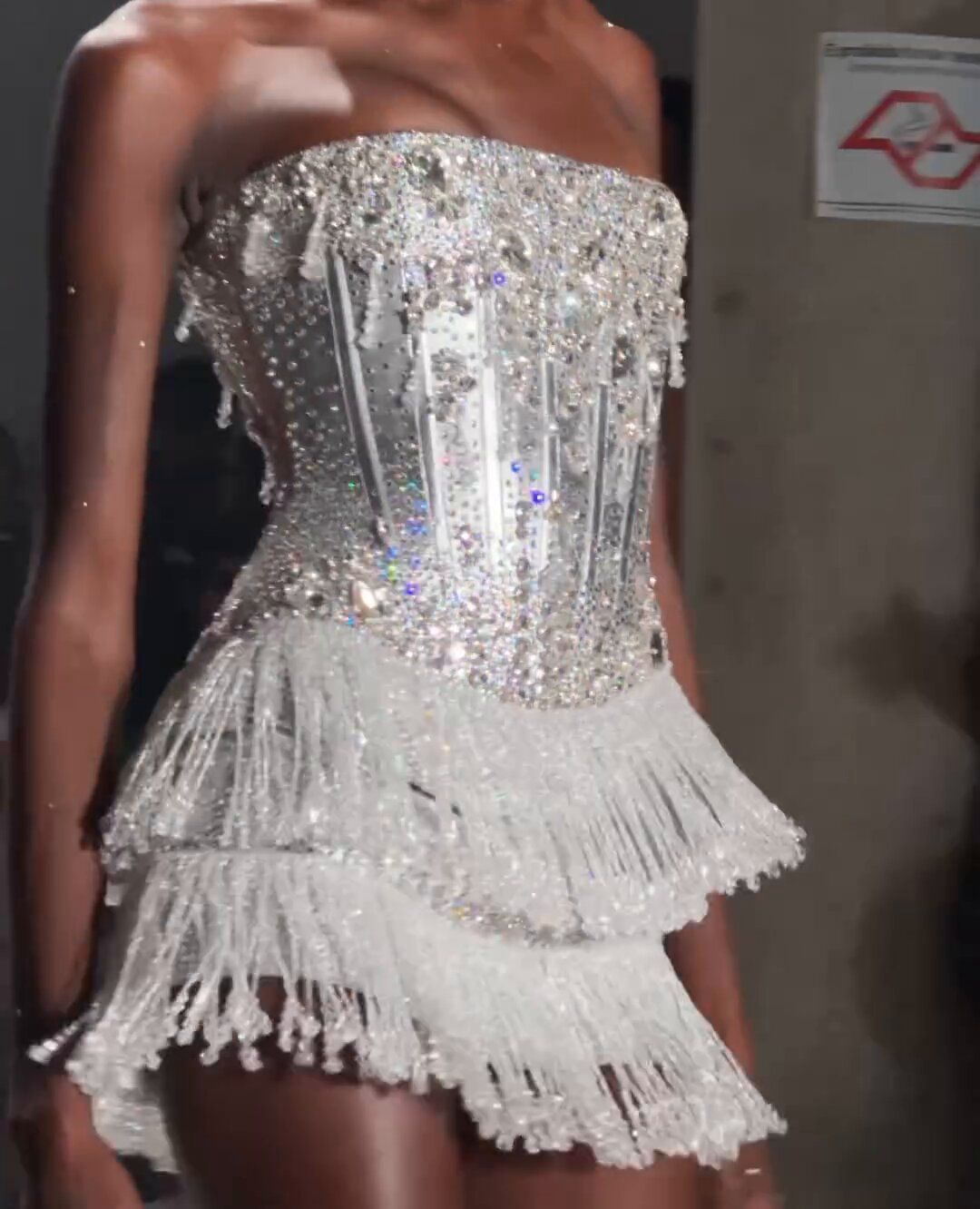 Gorgeous Silver-white Tube-top Rhinestone Tassel Heavy-duty Short Birthday Party Homecoming Dress - FashionDia