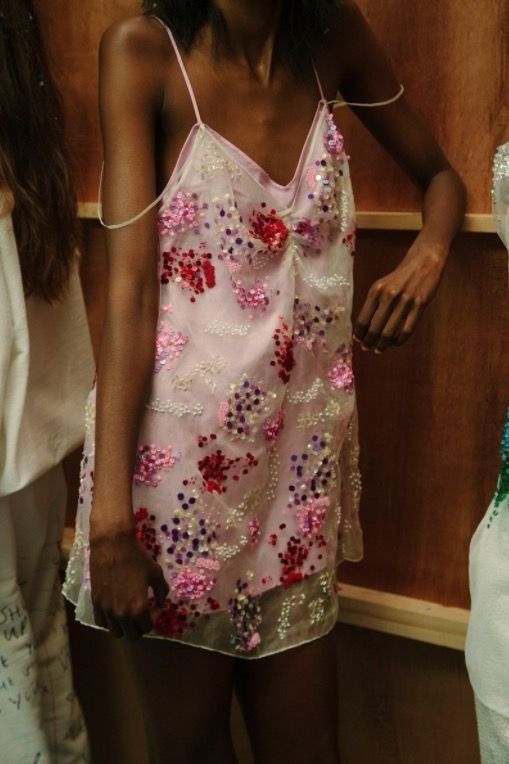 Gorgeous Light Pink Deep V Halter Sequined Flower Beaded Tulle Birthday Homecoming Dress