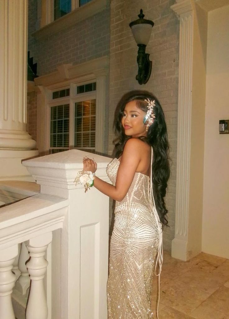 Luxurious Champagne Gold Mermaid Halter Neck Sequined Long Prom & Evening Dress - View 4 | FashionDia