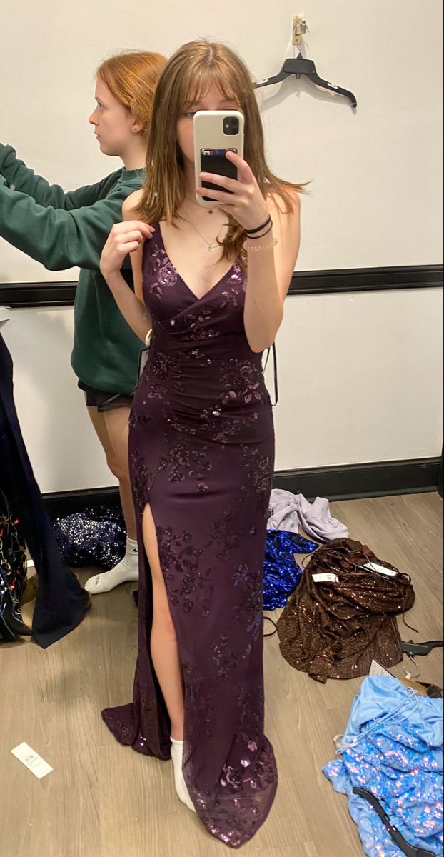 Elegant Deep Purple Mermaid Slit V-neck Strap Back Sequin Long Prom Dress Evening Dress