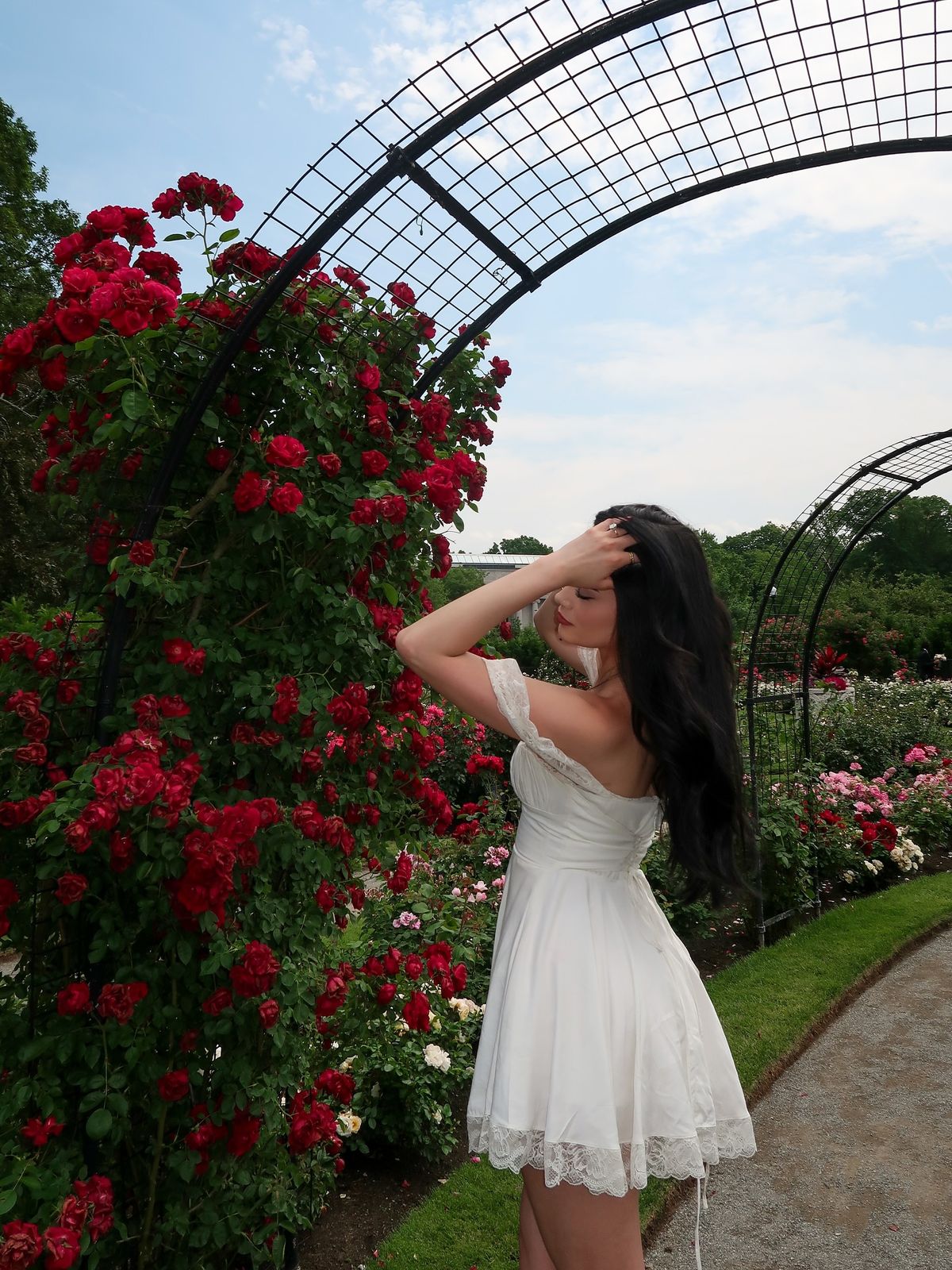 Fresh White Lace Off-the-shoulder Sleeve A-line 17th Birthday Homecoming Dress