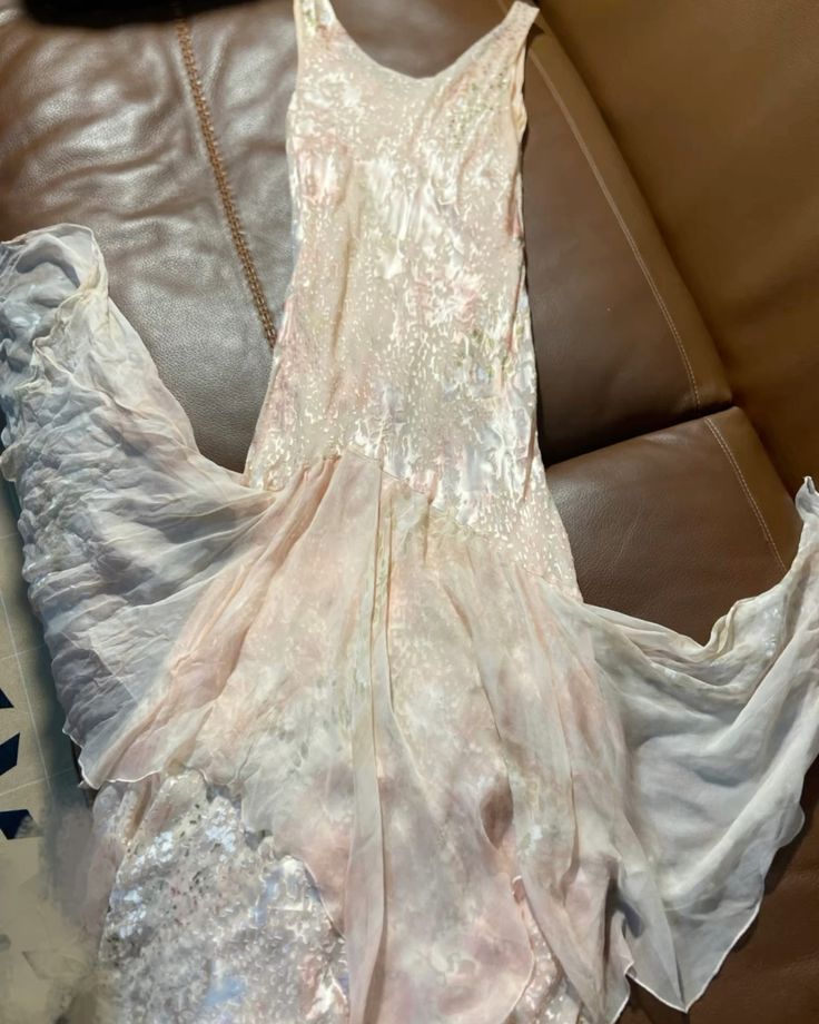 Dreamy Light Pink Gradient Floral Print Mermaid Shoulder Strap Chiffon Long Prom & Evening Dress - View 3 | FashionDia