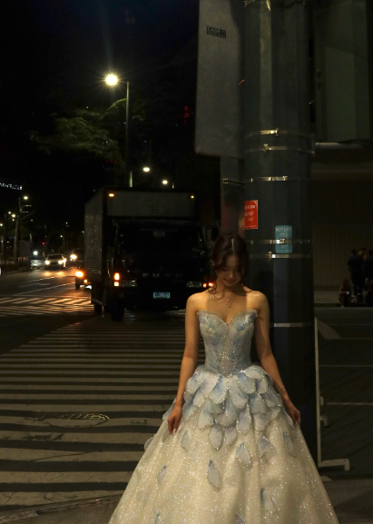 Dreamy Blue And White Strapless Sequined Tulle Ball Gown Evening Dress Sweet 16th Dress - View 3 | FashionDia