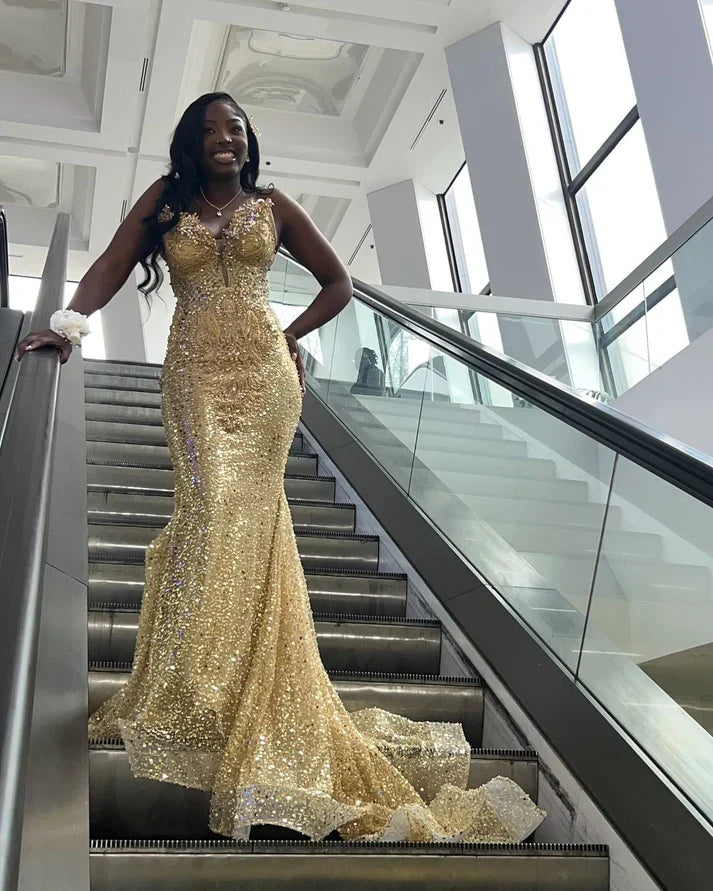 Luxurious And Sparkling Gold Mermaid V-neck Sequined Prom Dress Evening Dress