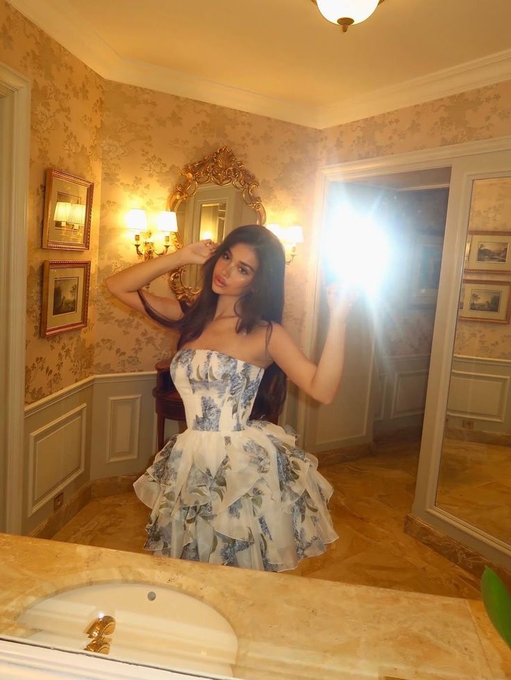 Sweet White And Blue Floral Tube Top Multi-layered Floral Tulle A-line 16th Birthday Homecoming Dress cc4322