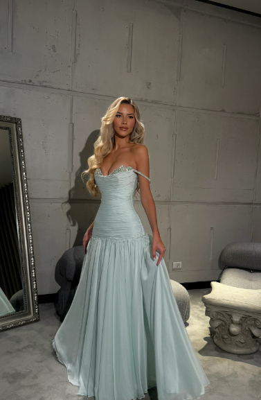 Elegant Mint Green A-Line Off-shoulder Chiffon Long Prom & Evening Dress Bridesmaid Dress - View 4 | FashionDia