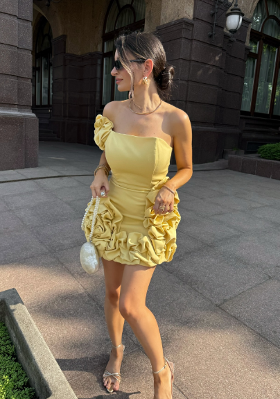 Elegant Yellow One-Shoulder Flower Bud Pleated Waist 17th Birthday Homecoming Dress - View 5 | FashionDia