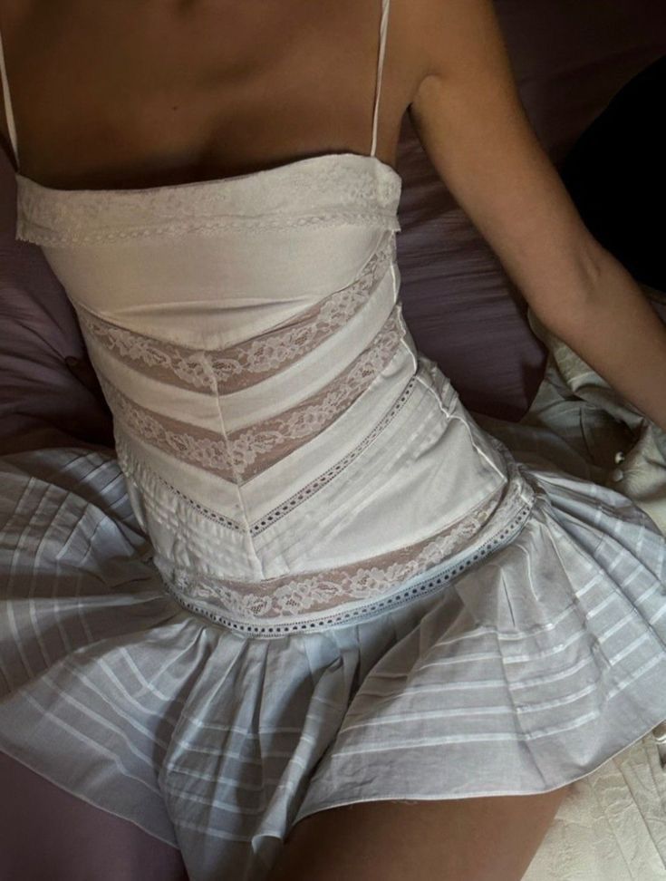 Sweet White Spaghetti Strap Lace Patchwork Waist Mini Birthday Party Homecoming Dress cc4357