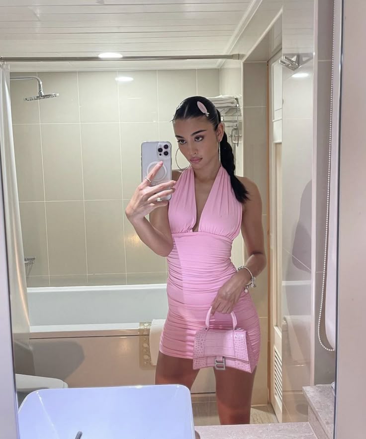 Cute Halterneck Sleeveless Pink Hip-hugging 17th Birthday Homecoming Dress