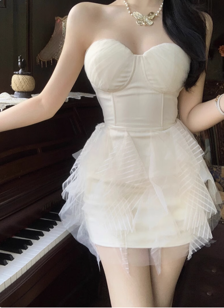 Elegant White Tube Top Herringbone Hip Birthday Dress Homecoming Dress