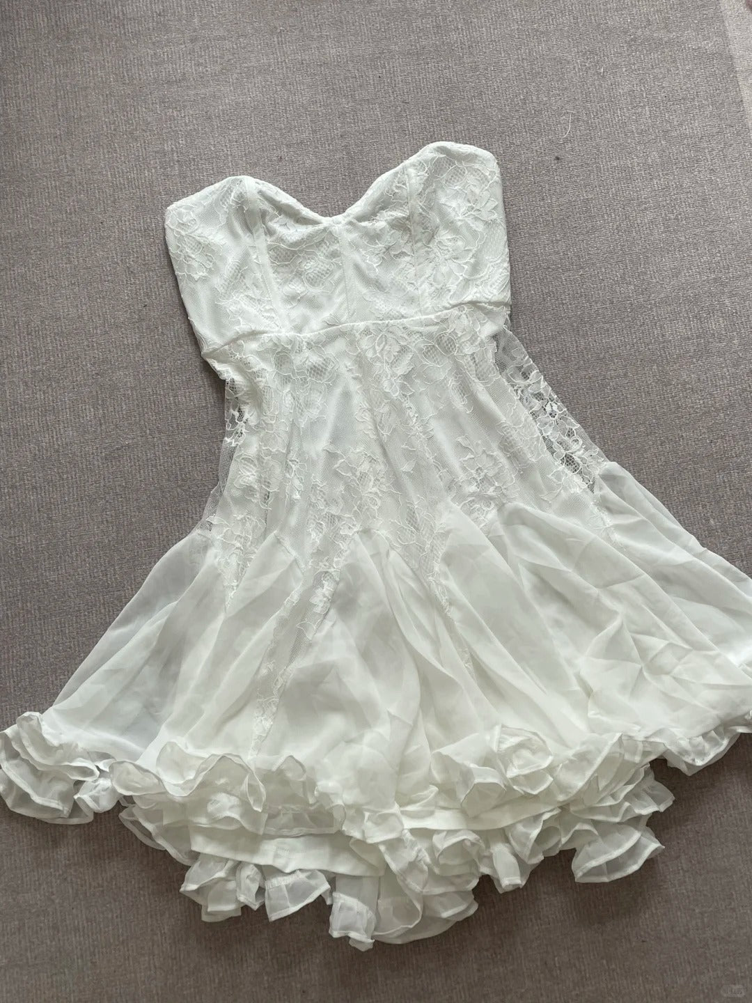 Elegant Tube Top White Lace Splicing Mesh A-Line 17th Birthday Homecoming Dress - View 2 | FashionDia