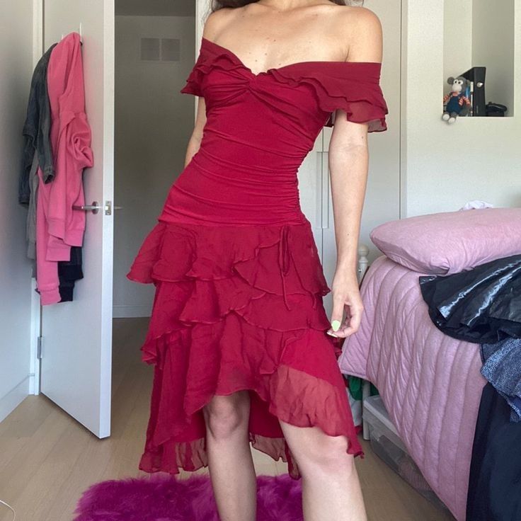 Beautiful Off-the-shoulder Ruffled Chiffon Burgundy Irregular Birthday Short Skirt Homecoming Dress - FashionDia