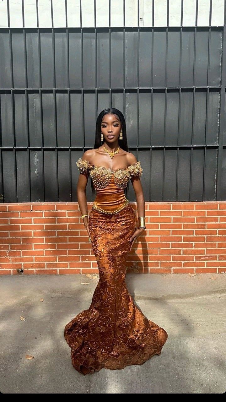 Luxurious Gold-Bronze Off-The-Shoulder Beaded Jacquard Mermaid Long Prom Dress Evening Dress