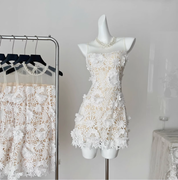 Beautiful Round Neck Mesh Splicing Sleeveless Lace Waist Birthday Skirt Homecoming Dress