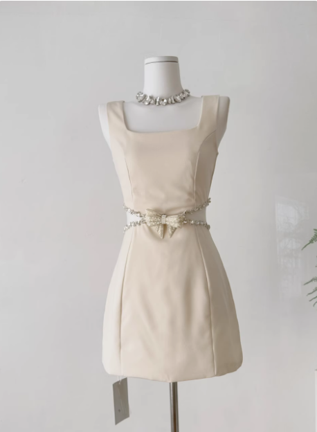 Elegant Square Neck Sleeveless Hollow Diamond Birthday Short Skirt Homecoming Dress - FashionDia