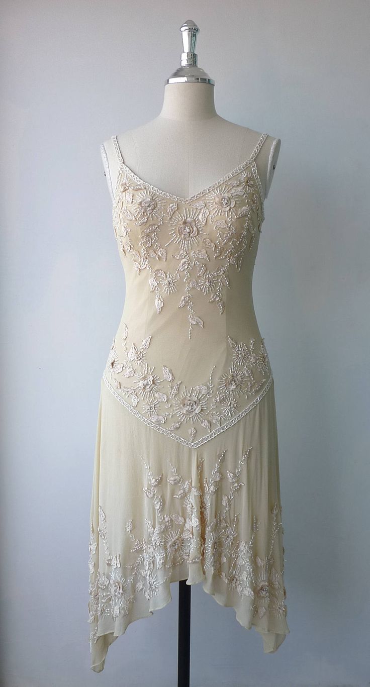 Elegant V-neck Beaded Ivory Chiffon 17th Birthday Dress Homecoming Dress