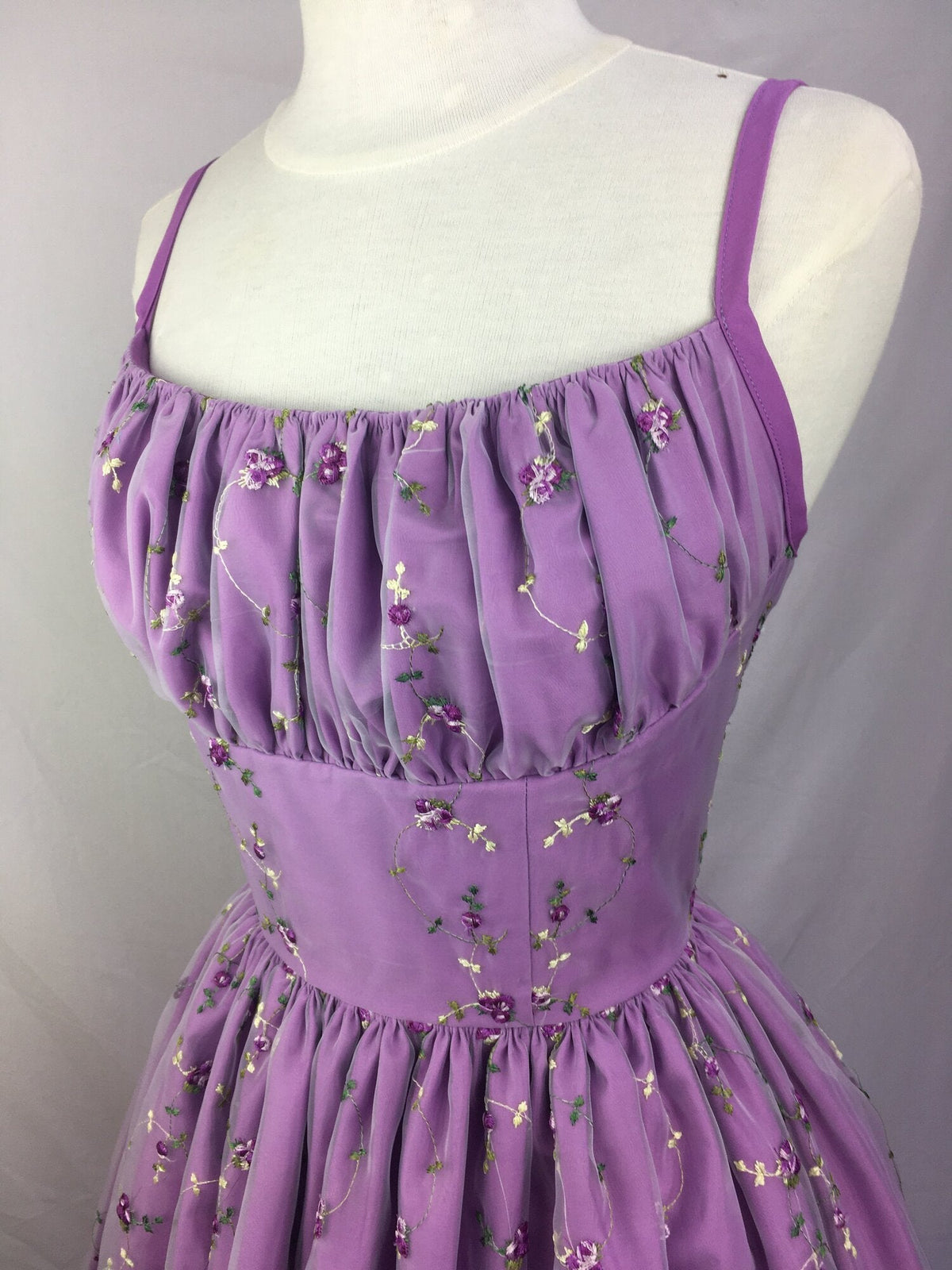Sweet Purple Flower Embroidery Waist A-Line 16th Birthday Homecoming Dress - View 4 | FashionDia