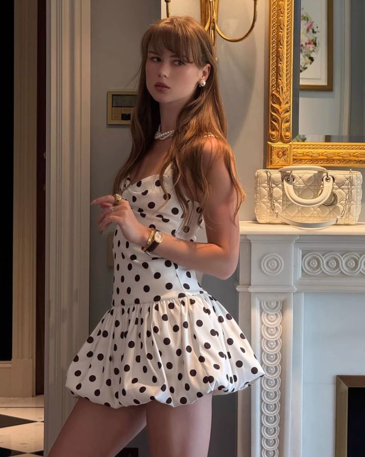 Sweet Polka Dot Sleeveless Flower Bud 16th Birthday Homecoming Dress - View 6 | FashionDia