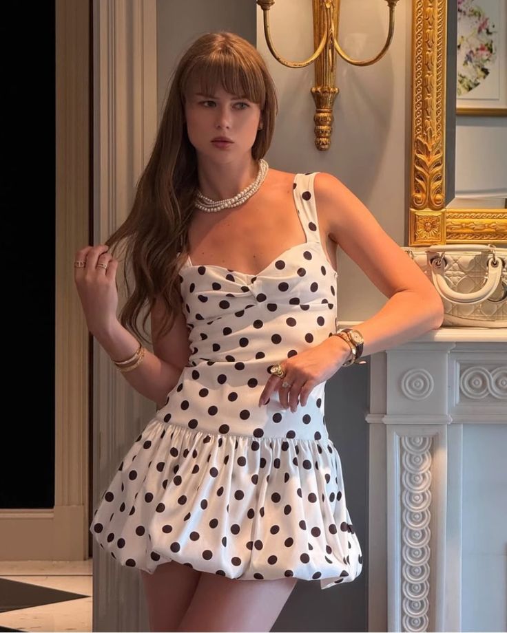 Sweet Polka Dot Sleeveless Flower Bud 16th Birthday Homecoming Dress - View 7 | FashionDia