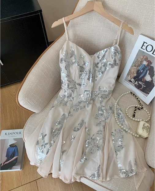 Sweet Butterfly Sequined V-Neck Suspender 17th Birthday Homecoming Dress
