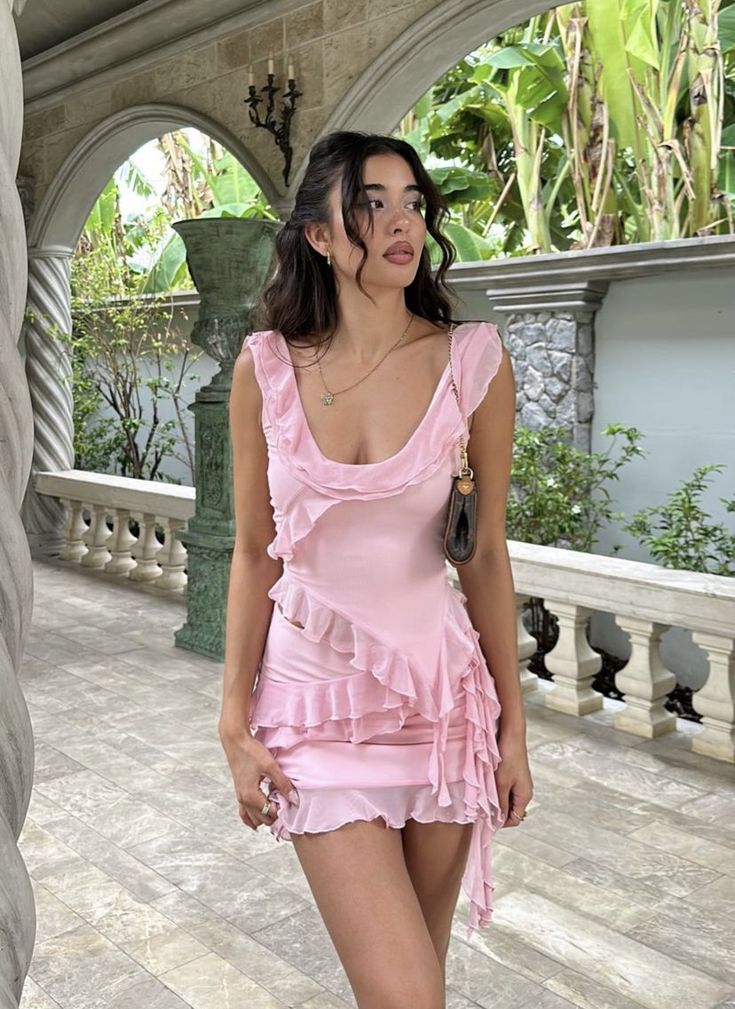 Elegant Ruffled Pink Two-piece Chiffon 17th Birthday Homecoming Dress