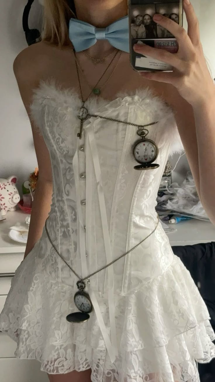 Sweet White Strapless Feather Embellished Lace Mini 16th Birthday Homecoming Dress