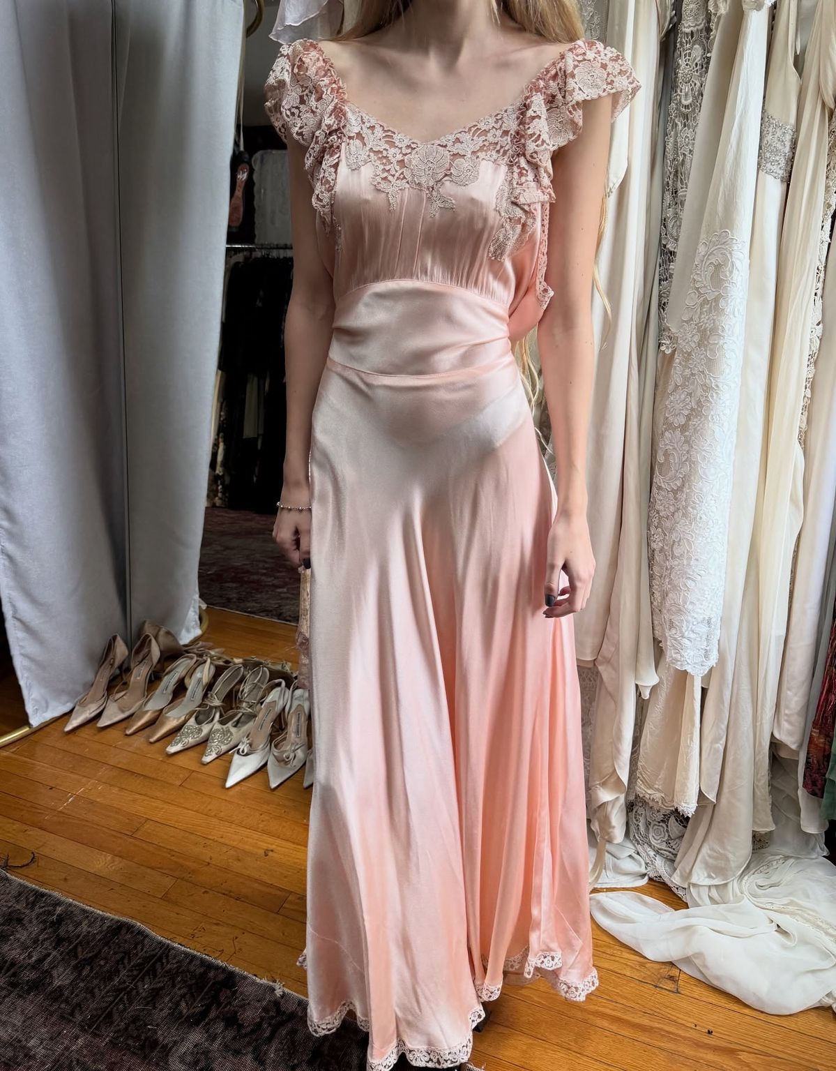 Vintage Pink A-line Lace Ruffled Shoulder Sleeve Satin Long Prom Dress Evening Dress