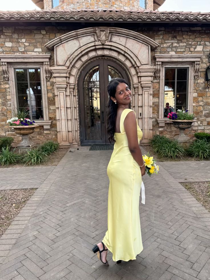 Elegant Yellow Fitted Square Neck Satin Long Prom & Evening Dress Bridesmaid Dress - View 4 | FashionDia