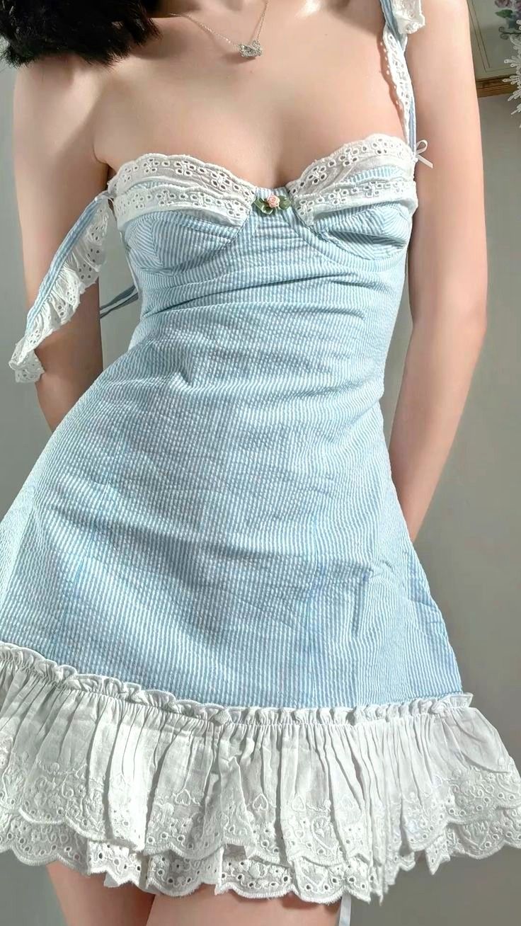 Sweet Light Blue Suspender Multi-layered Lace Ruffle Mini 16th Birthday Homecoming Dress