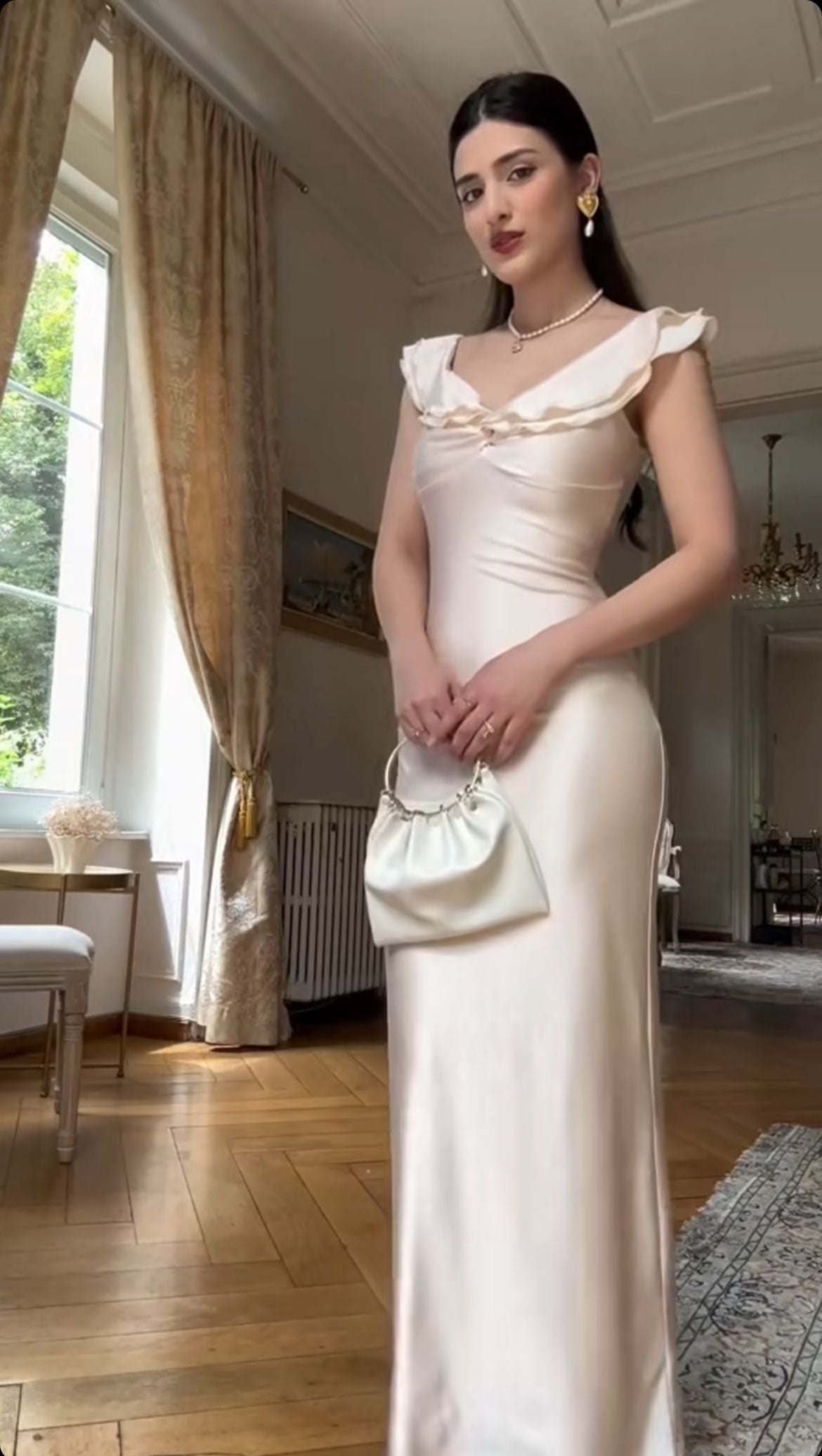 Elegant Cream Apricot Mermaid V-Neck Ruffled Satin Long Prom Dress Evening Dress Bridesmaid Dress