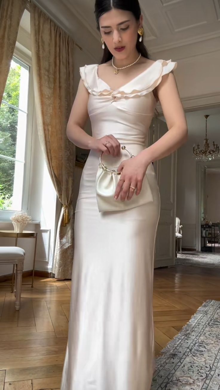 Elegant Cream Apricot Mermaid V-Neck Ruffled Satin Long Prom & Evening Dress Bridesmaid Dress - View 3 | FashionDia