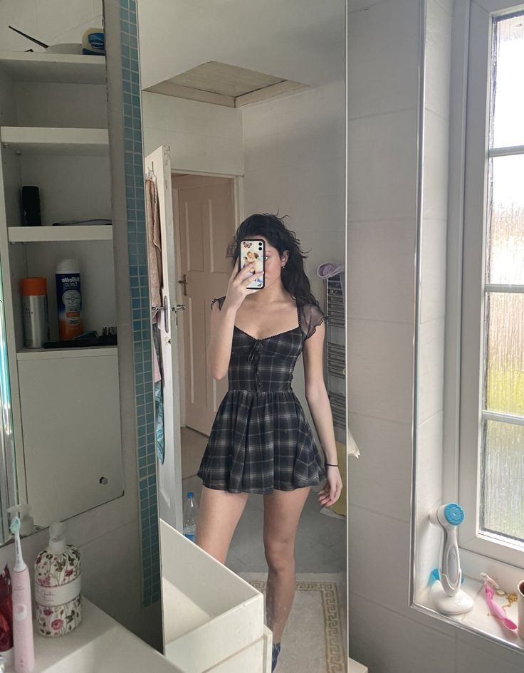 Retro Black Plaid Small Flying Sleeve Waist A-line 17th Birthday Homecoming Dress