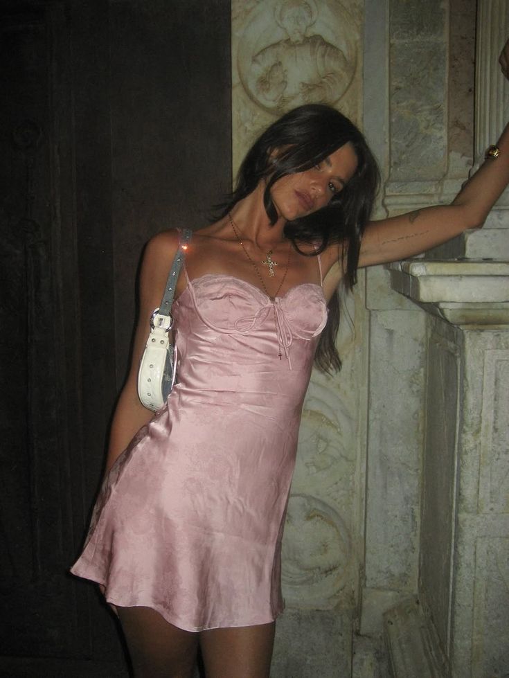Sweet Pink Suspender Lace-up Dark Pattern Jacquard Satin 17th Birthday Homecoming Dress - View 3 | FashionDia