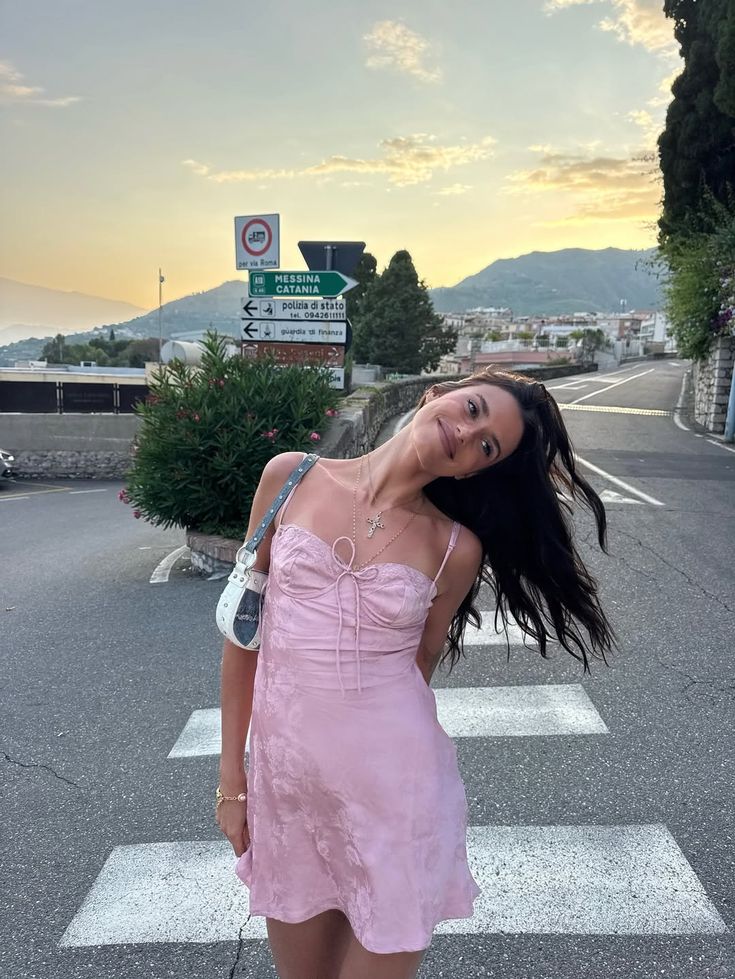 Sweet Pink Suspender Lace-up Dark Pattern Jacquard Satin 17th Birthday Homecoming Dress - View 5 | FashionDia
